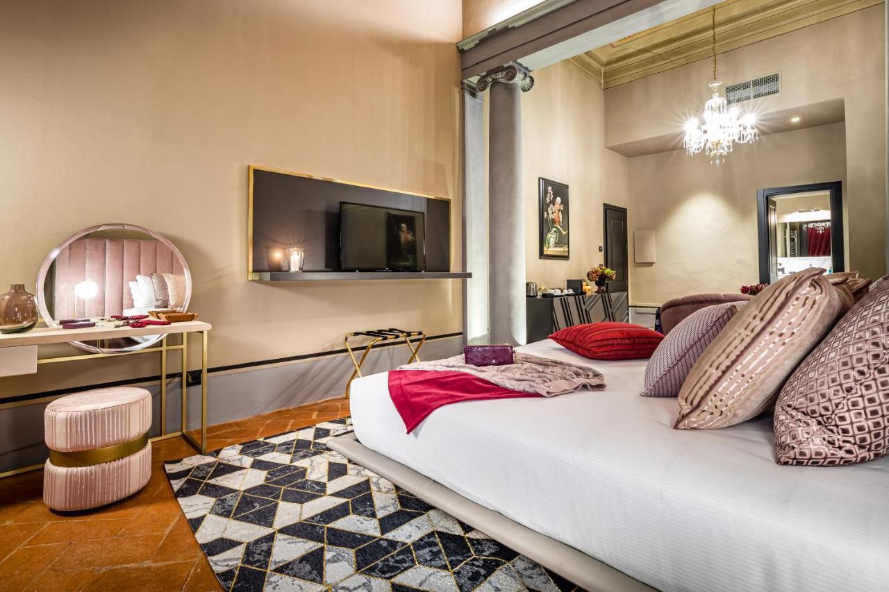 Palazzo Bianca Cappello Residenza D'Epoca Hotel ฟลอเรนซ์ ภายนอก รูปภาพ