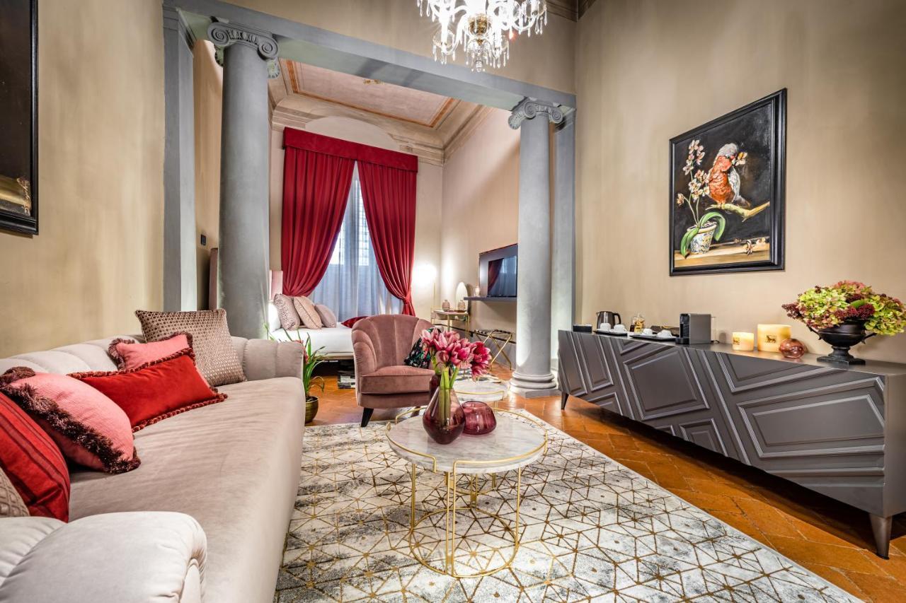 Palazzo Bianca Cappello Residenza D'Epoca Hotel ฟลอเรนซ์ ภายนอก รูปภาพ