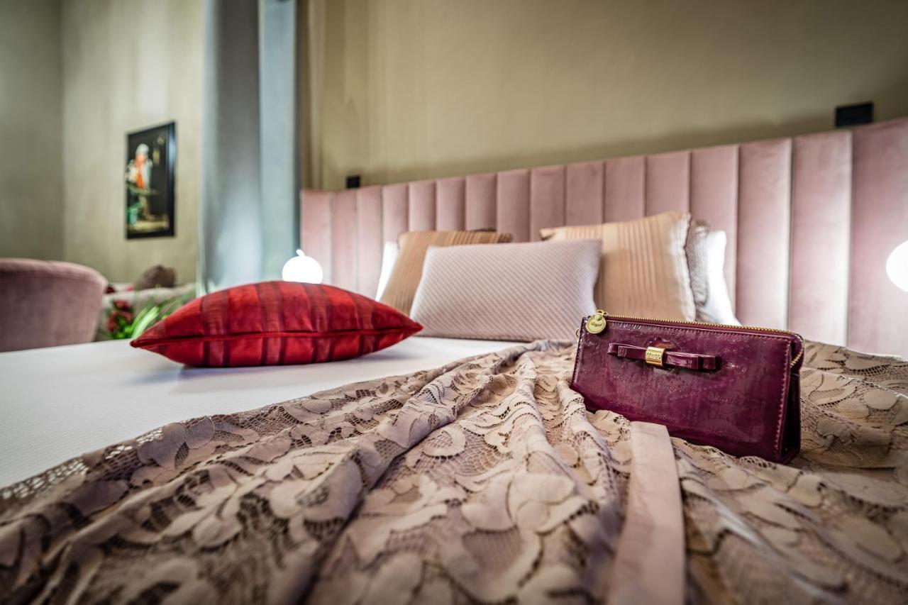 Palazzo Bianca Cappello Residenza D'Epoca Hotel ฟลอเรนซ์ ภายนอก รูปภาพ